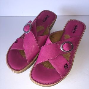 BORN Leather Pink Slide Sandal